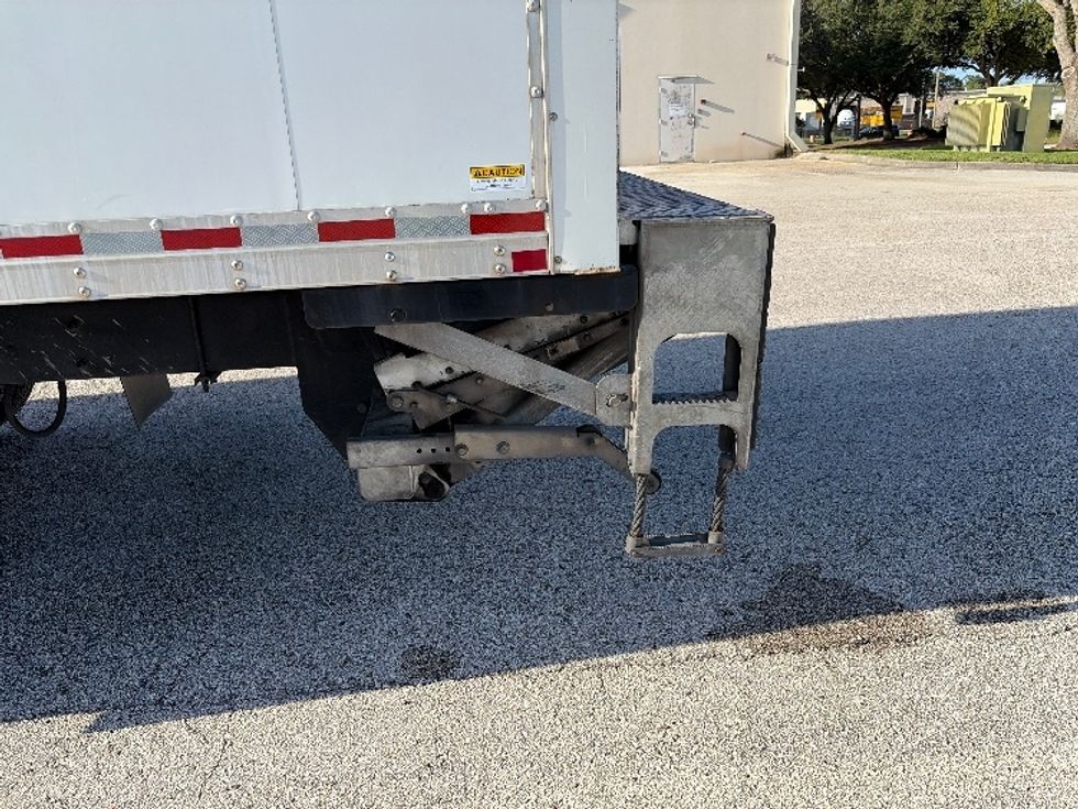 Medium Duty Box Truck-Light and Medium Duty Trucks-International-2020-MV607-Tampa-FL-431,529\n\t\tmiles-$ 22,500 - Image 27