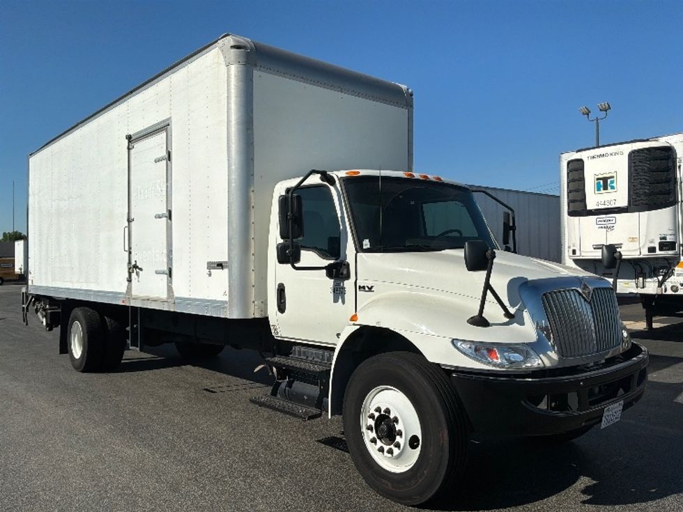 Medium Duty Box Truck-Light and Medium Duty Trucks-International-2020-MV607-Torrance-CA-100,468\n\t\tmiles-$ 65,750 - Image 1