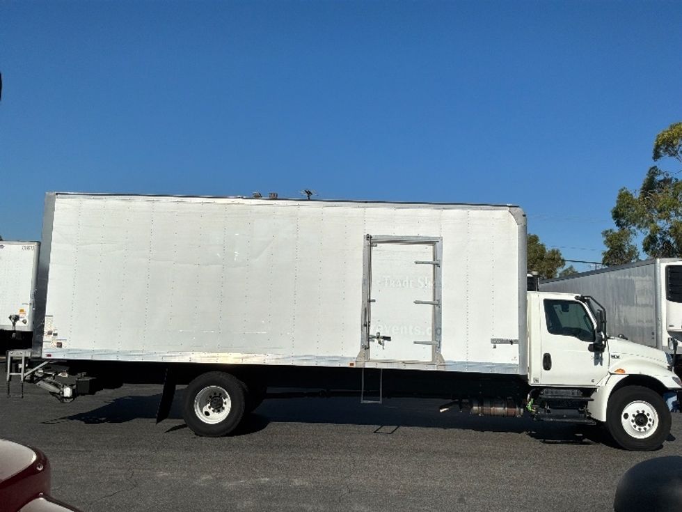 Medium Duty Box Truck-Light and Medium Duty Trucks-International-2020-MV607-Torrance-CA-100,468\n\t\tmiles-$ 65,750 - Image 15