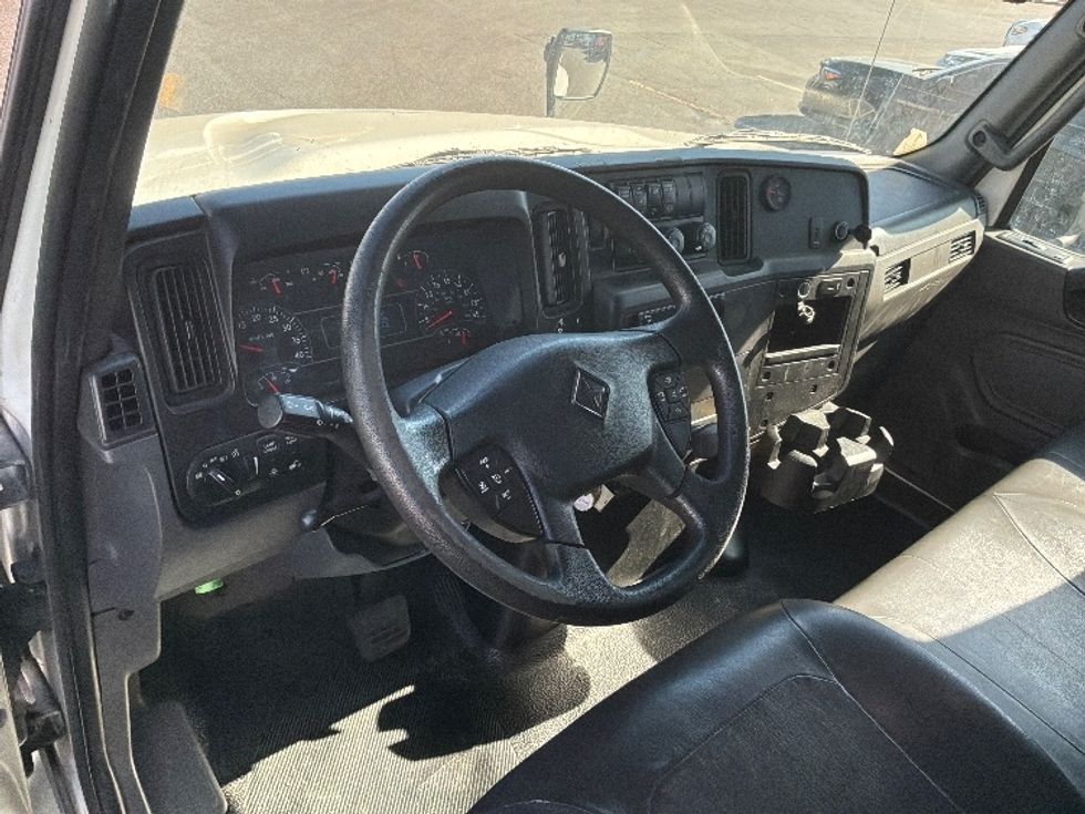 Medium Duty Box Truck-Light and Medium Duty Trucks-International-2020-MV607-Torrance-CA-100,468\n\t\tmiles-$ 65,750 - Image 17