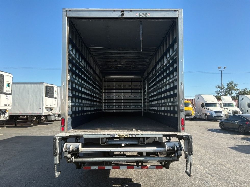 Medium Duty Box Truck-Light and Medium Duty Trucks-International-2020-MV607-Torrance-CA-100,468\n\t\tmiles-$ 65,750 - Image 8