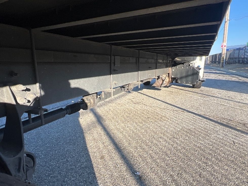 Medium Duty Box Truck-Light and Medium Duty Trucks-International-2020-MV607-Torrance-CA-101,150\n\t\tmiles-$ 58,250 - Image 13