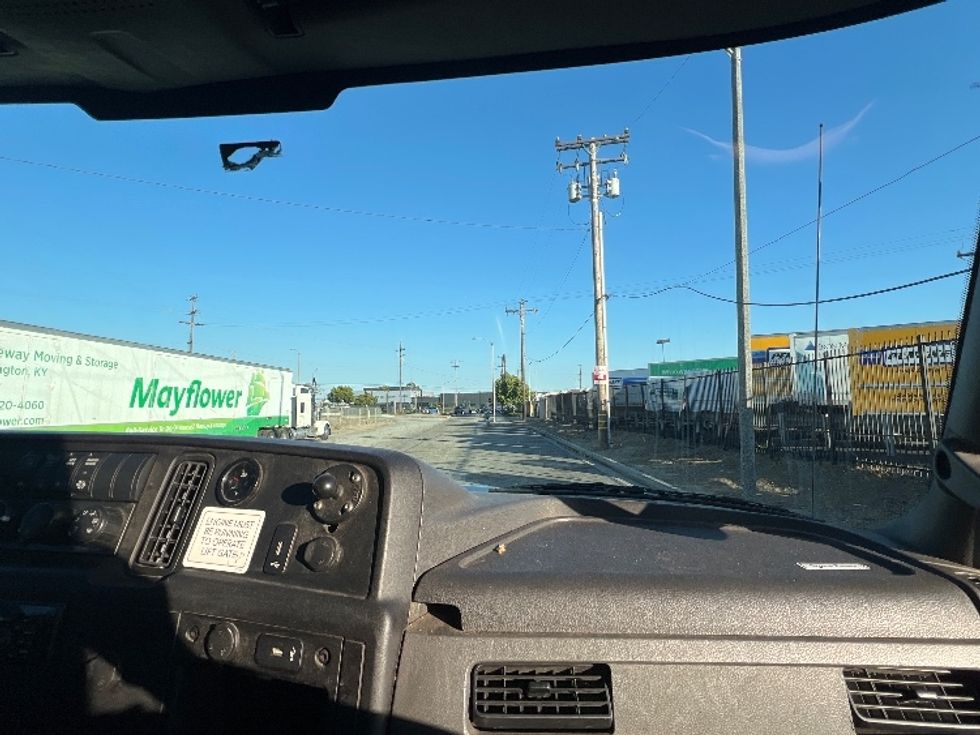 Medium Duty Box Truck-Light and Medium Duty Trucks-International-2020-MV607-Torrance-CA-101,150\n\t\tmiles-$ 58,250 - Image 20