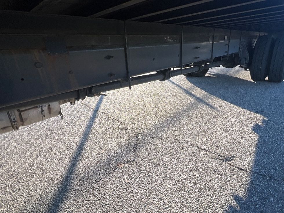 Medium Duty Box Truck-Light and Medium Duty Trucks-International-2020-MV607-Torrance-CA-101,150\n\t\tmiles-$ 58,250 - Image 5
