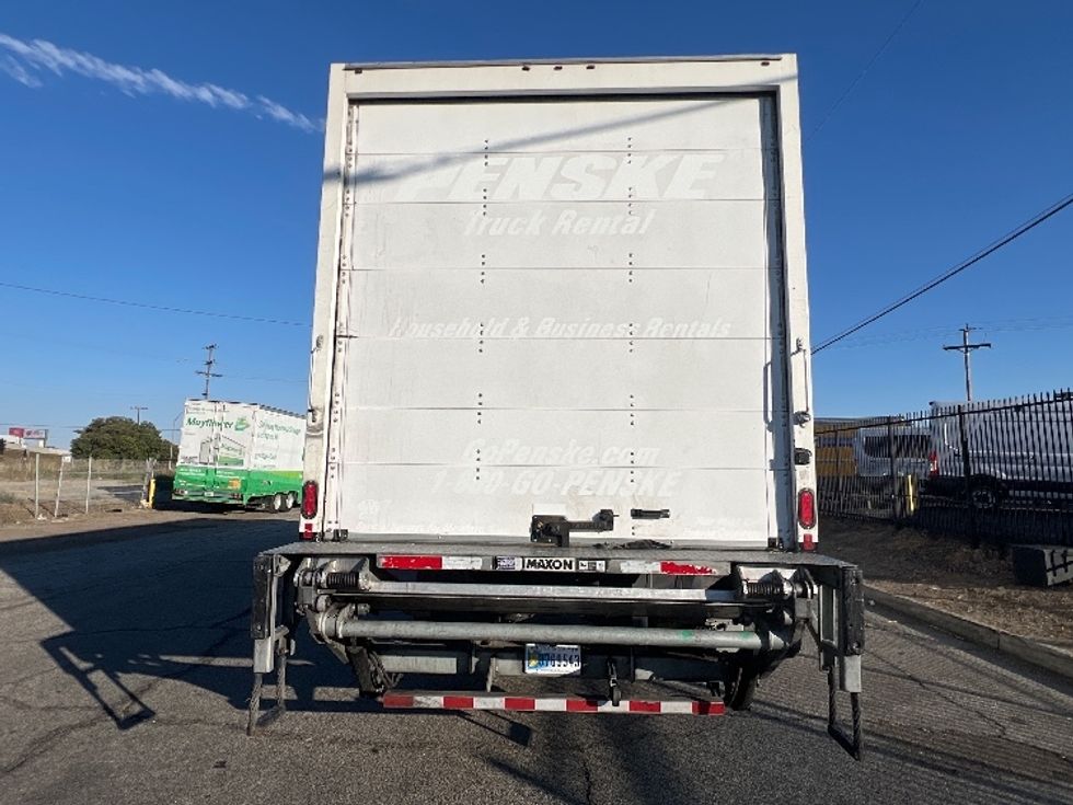 Medium Duty Box Truck-Light and Medium Duty Trucks-International-2020-MV607-Torrance-CA-101,150\n\t\tmiles-$ 58,250 - Image 7