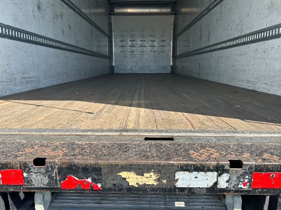 Medium Duty Box Truck-Light and Medium Duty Trucks-International-2020-MV607-Torrance-CA-102,970\n\t\tmiles-$ 60,250 - Image 10
