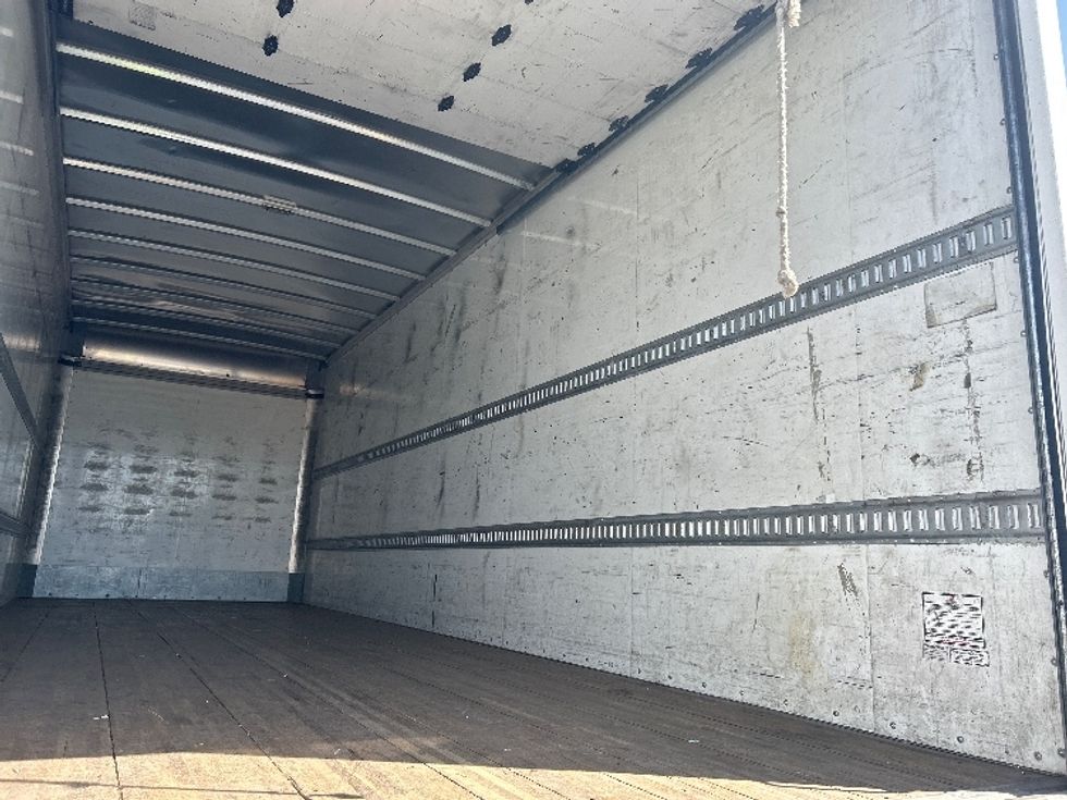 Medium Duty Box Truck-Light and Medium Duty Trucks-International-2020-MV607-Torrance-CA-102,970\n\t\tmiles-$ 60,250 - Image 12
