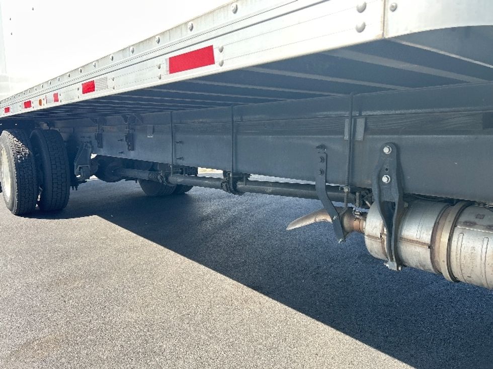 Medium Duty Box Truck-Light and Medium Duty Trucks-International-2020-MV607-Torrance-CA-102,970\n\t\tmiles-$ 60,250 - Image 14
