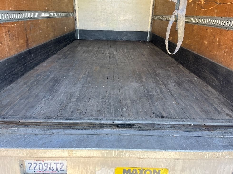 Medium Duty Box Truck-Light and Medium Duty Trucks-International-2020-MV607-Torrance-CA-110,920\n\t\tmiles-$ 48,750 - Image 10