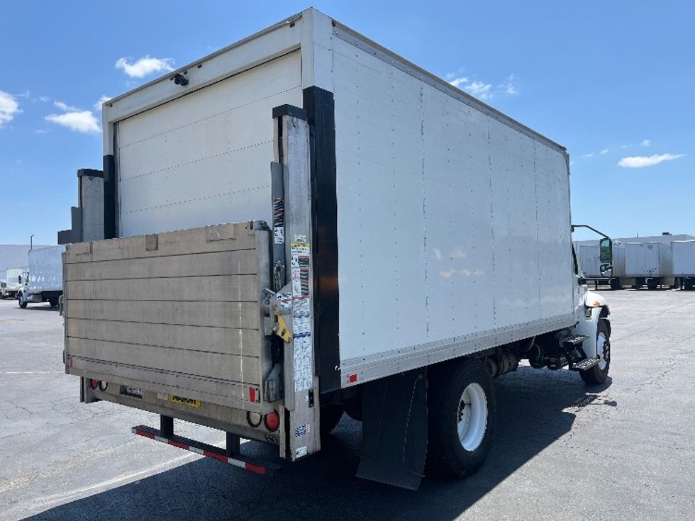 Medium Duty Box Truck-Light and Medium Duty Trucks-International-2020-MV607-Torrance-CA-110,920\n\t\tmiles-$ 48,750 - Image 13