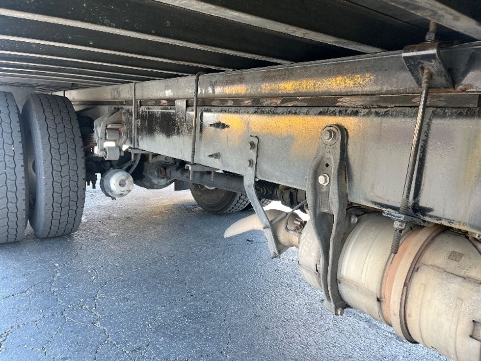 Medium Duty Box Truck-Light and Medium Duty Trucks-International-2020-MV607-Torrance-CA-110,920\n\t\tmiles-$ 48,750 - Image 14