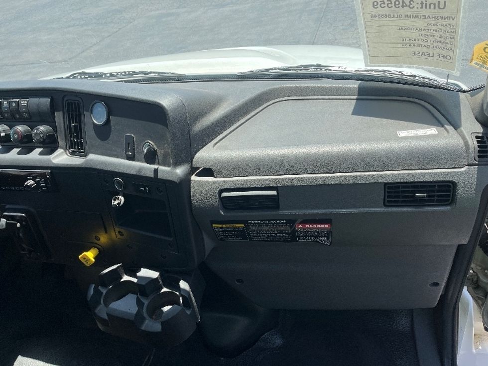 Medium Duty Box Truck-Light and Medium Duty Trucks-International-2020-MV607-Torrance-CA-110,920\n\t\tmiles-$ 48,750 - Image 21