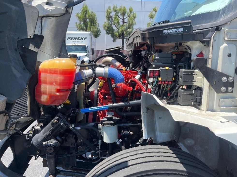 Medium Duty Box Truck-Light and Medium Duty Trucks-International-2020-MV607-Torrance-CA-110,920\n\t\tmiles-$ 48,750 - Image 23
