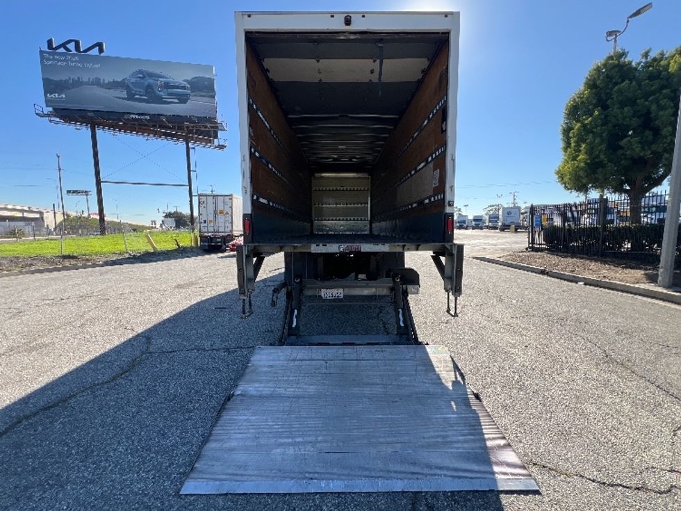 Medium Duty Box Truck-Light and Medium Duty Trucks-International-2020-MV607-Torrance-CA-114,029\n\t\tmiles-$ 62,000 - Image 9