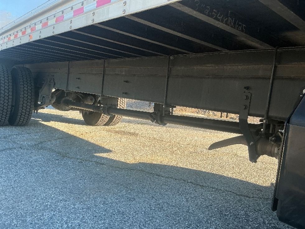 Medium Duty Box Truck-Light and Medium Duty Trucks-International-2020-MV607-Torrance-CA-121,771\n\t\tmiles-$ 55,250 - Image 14