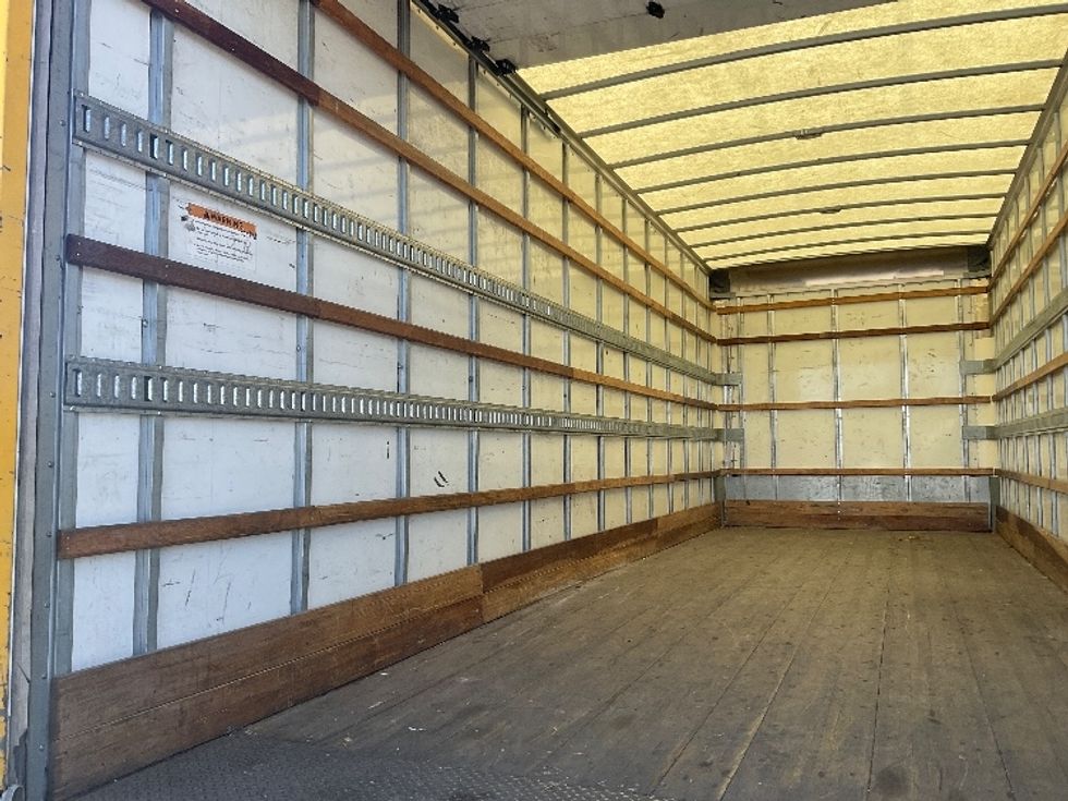 Medium Duty Box Truck-Light and Medium Duty Trucks-International-2020-MV607-Torrance-CA-148,259\n\t\tmiles-$ 53,000 - Image 11