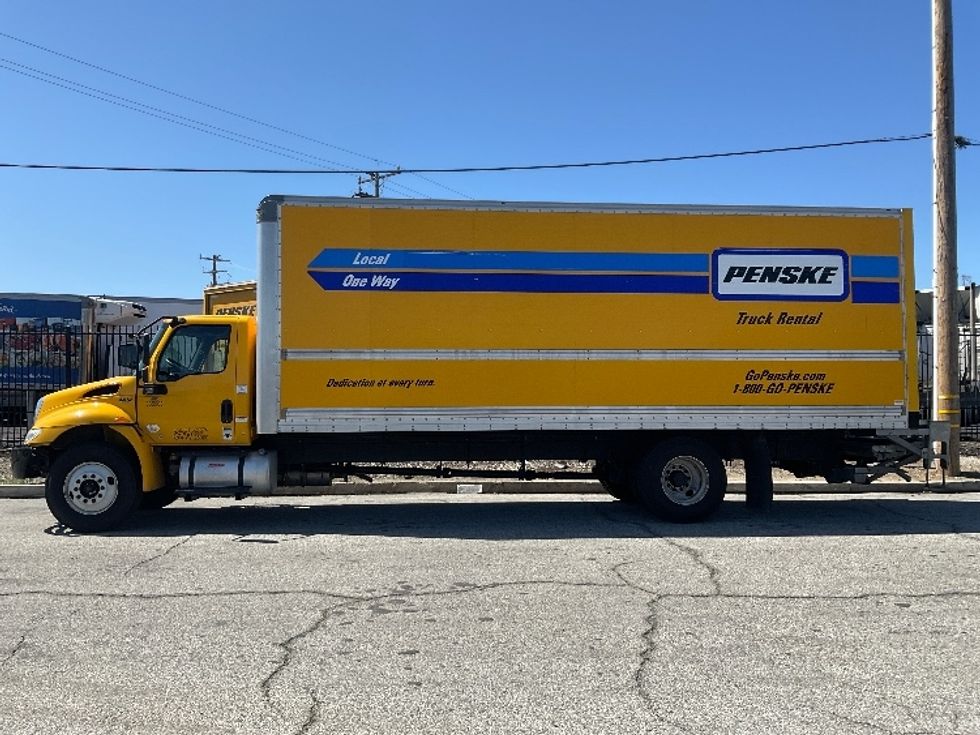 Medium Duty Box Truck-Light and Medium Duty Trucks-International-2020-MV607-Torrance-CA-148,259\n\t\tmiles-$ 53,000 - Image 4