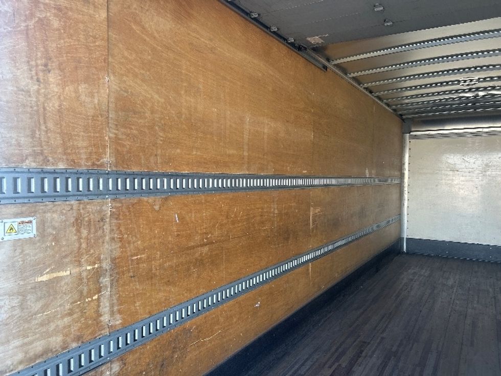 Medium Duty Box Truck-Light and Medium Duty Trucks-International-2020-MV607-Torrance-CA-158,358\n\t\tmiles-$ 62,000 - Image 11