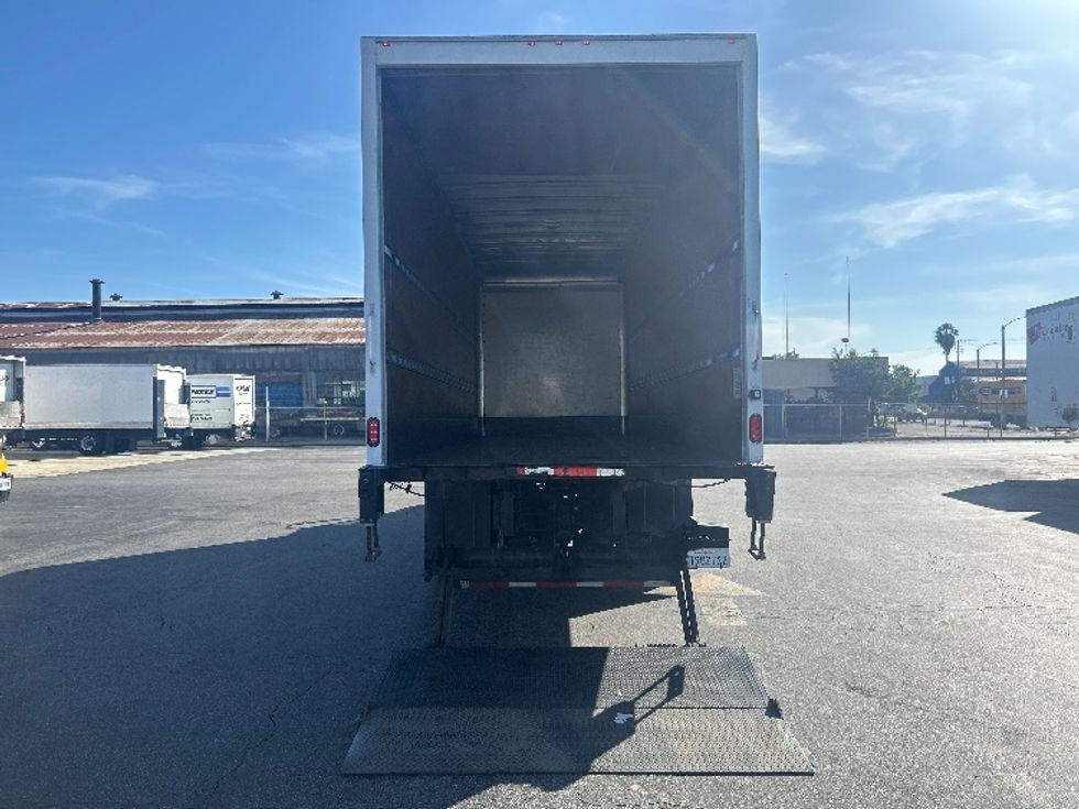 Medium Duty Box Truck-Light and Medium Duty Trucks-International-2020-MV607-Torrance-CA-158,358\n\t\tmiles-$ 62,000 - Image 9