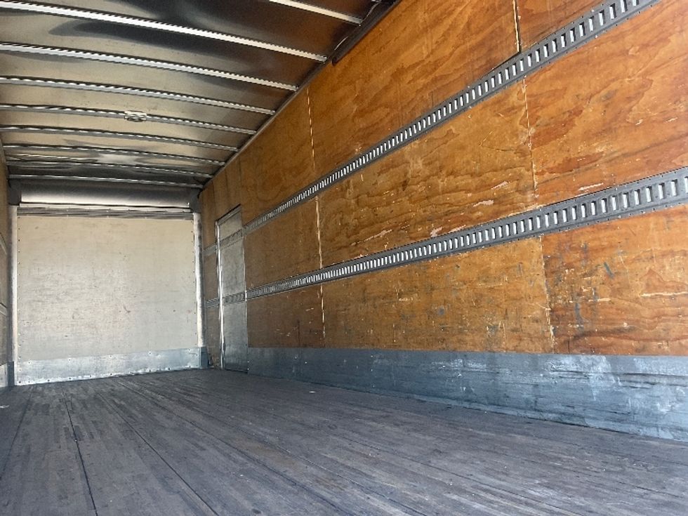 Medium Duty Box Truck-Light and Medium Duty Trucks-International-2020-MV607-Torrance-CA-164,750\n\t\tmiles-$ 51,250 - Image 12