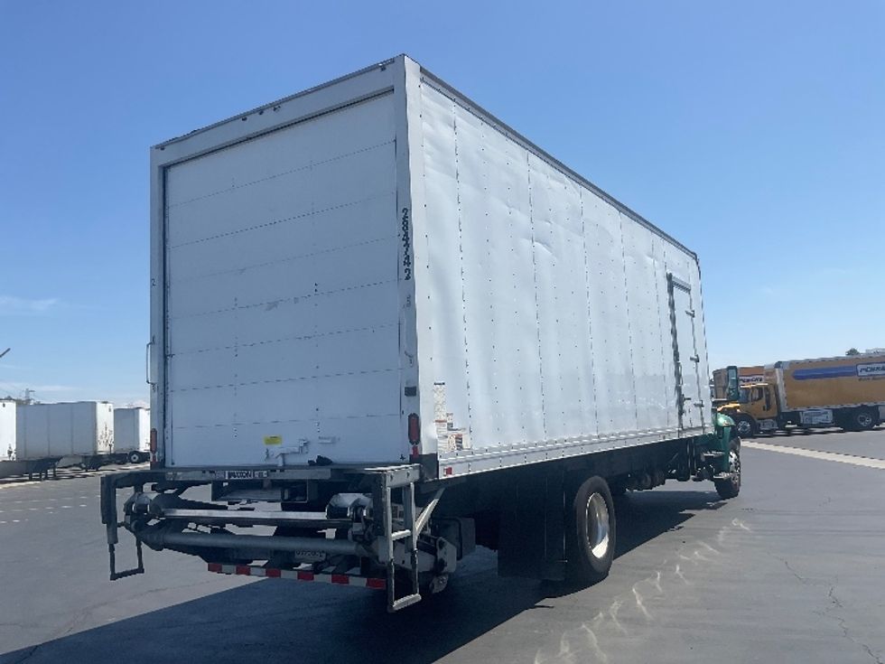 Medium Duty Box Truck-Light and Medium Duty Trucks-International-2020-MV607-Torrance-CA-164,750\n\t\tmiles-$ 51,250 - Image 13