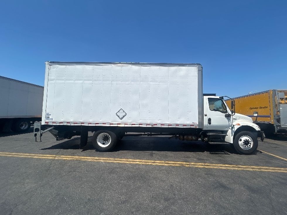 Medium Duty Box Truck-Light and Medium Duty Trucks-International-2020-MV607-Torrance-CA-176,325\n\t\tmiles-$ 38,750 - Image 15