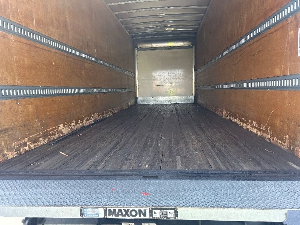 Medium Duty Box Truck-Light and Medium Duty Trucks-International-2020-MV607-Torrance-CA-179,409\n\t\tmiles-$ 48,500 - Image 10