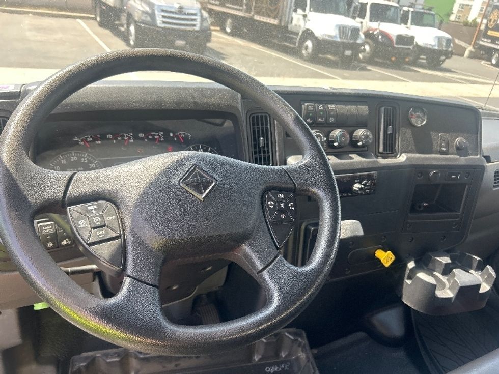 Medium Duty Box Truck-Light and Medium Duty Trucks-International-2020-MV607-Torrance-CA-179,409\n\t\tmiles-$ 48,500 - Image 18