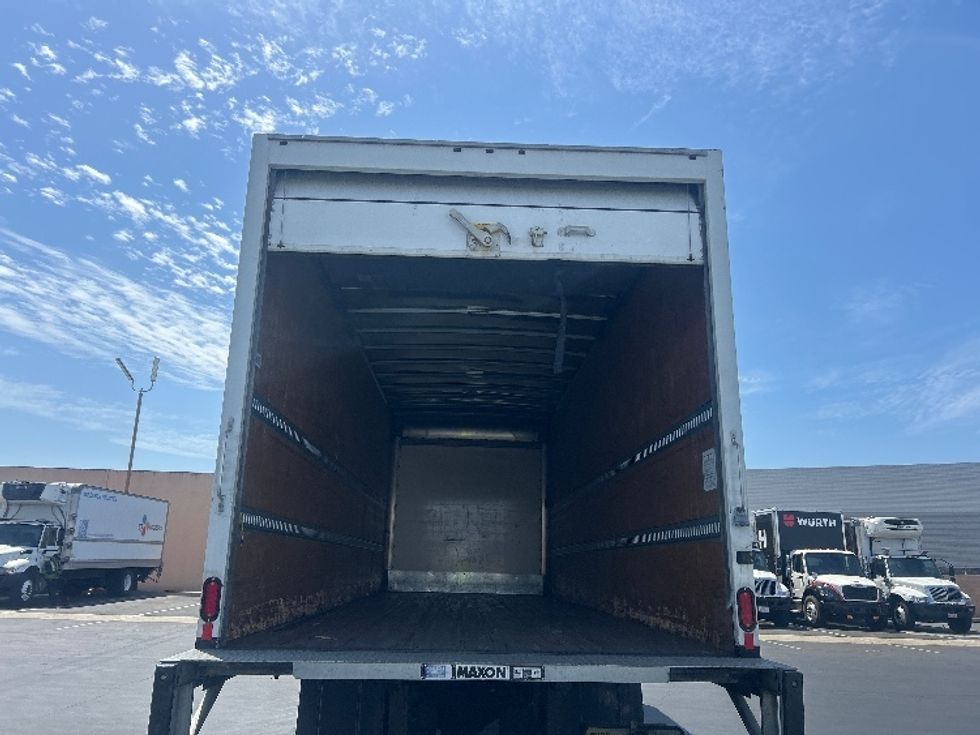 Medium Duty Box Truck-Light and Medium Duty Trucks-International-2020-MV607-Torrance-CA-179,409\n\t\tmiles-$ 48,500 - Image 8