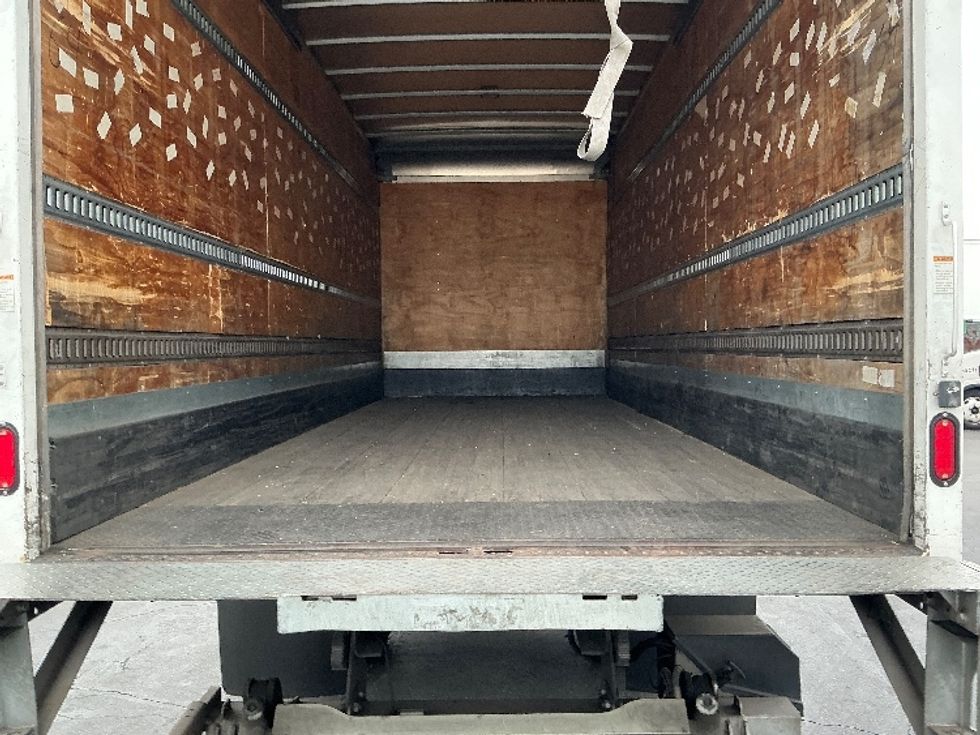 Medium Duty Box Truck-Light and Medium Duty Trucks-International-2020-MV607-Torrance-CA-182,714\n\t\tmiles-$ 37,500 - Image 10