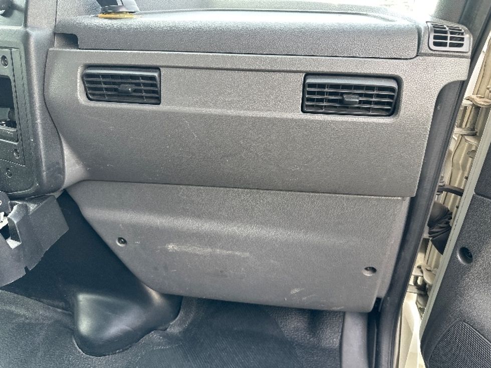 Medium Duty Box Truck-Light and Medium Duty Trucks-International-2020-MV607-Torrance-CA-182,714\n\t\tmiles-$ 37,500 - Image 21