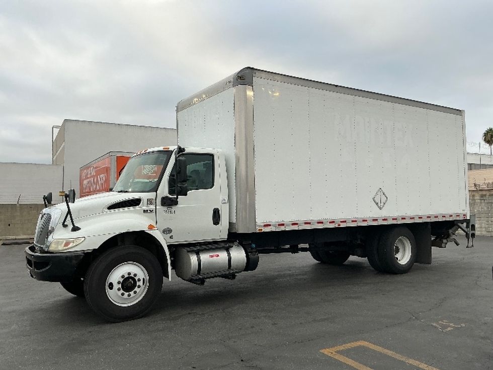 Medium Duty Box Truck-Light and Medium Duty Trucks-International-2020-MV607-Torrance-CA-182,714\n\t\tmiles-$ 37,500 - Image 4
