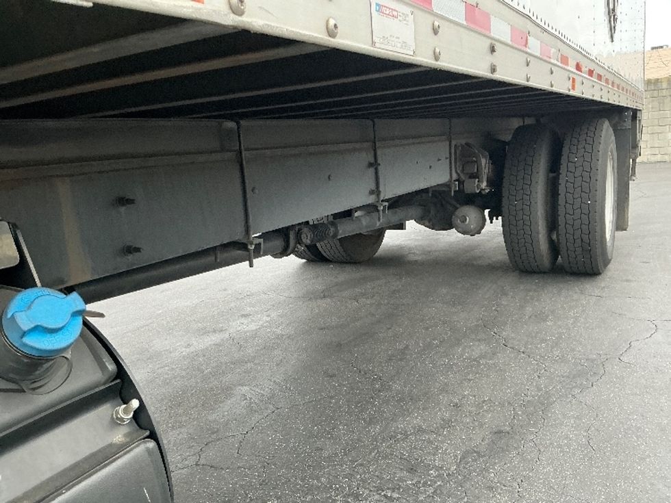 Medium Duty Box Truck-Light and Medium Duty Trucks-International-2020-MV607-Torrance-CA-182,714\n\t\tmiles-$ 37,500 - Image 5