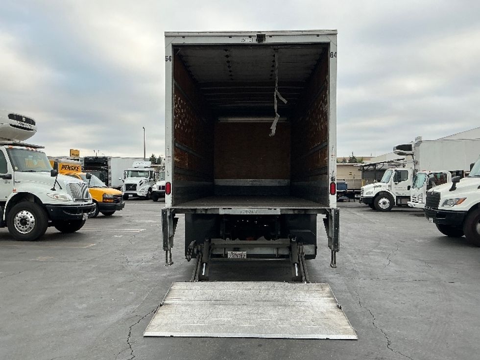 Medium Duty Box Truck-Light and Medium Duty Trucks-International-2020-MV607-Torrance-CA-182,714\n\t\tmiles-$ 37,500 - Image 9