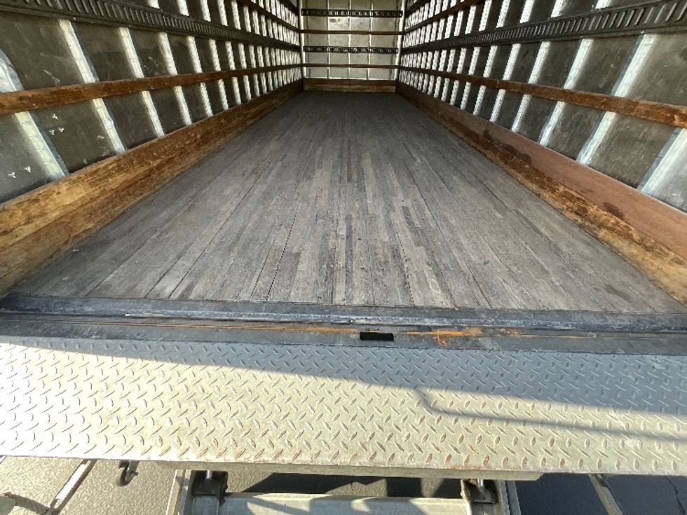 Medium Duty Box Truck-Light and Medium Duty Trucks-International-2020-MV607-Torrance-CA-187,833\n\t\tmiles-$ 49,500 - Image 10