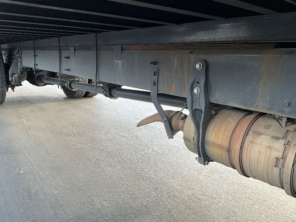 Medium Duty Box Truck-Light and Medium Duty Trucks-International-2020-MV607-Torrance-CA-187,833\n\t\tmiles-$ 49,500 - Image 14
