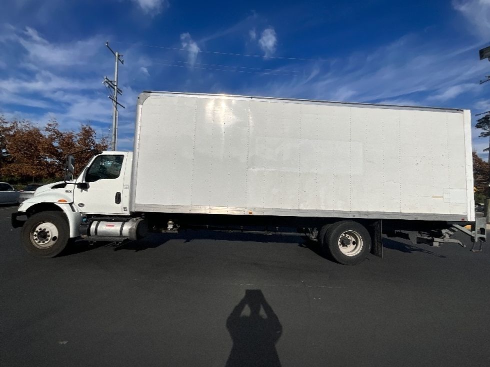 Medium Duty Box Truck-Light and Medium Duty Trucks-International-2020-MV607-Torrance-CA-187,833\n\t\tmiles-$ 49,500 - Image 4