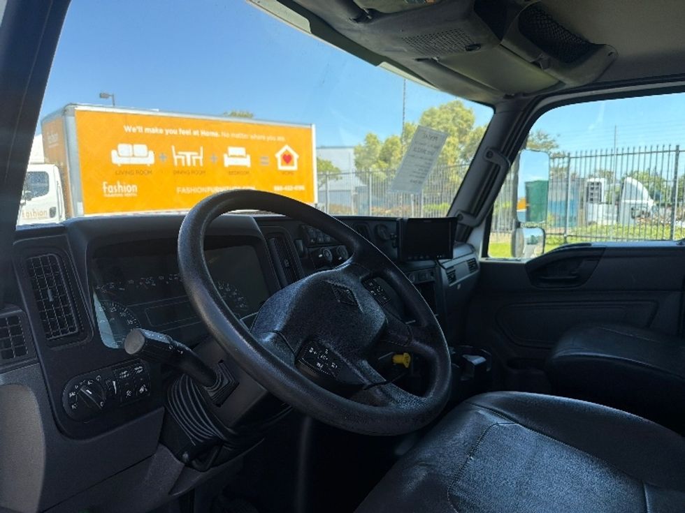 Medium Duty Box Truck-Light and Medium Duty Trucks-International-2020-MV607-Torrance-CA-189,981\n\t\tmiles-$ 44,750 - Image 21
