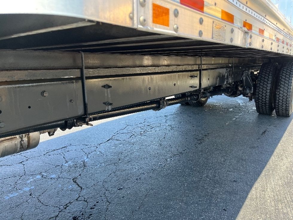 Medium Duty Box Truck-Light and Medium Duty Trucks-International-2020-MV607-Torrance-CA-196,181\n\t\tmiles-$ 42,750 - Image 5