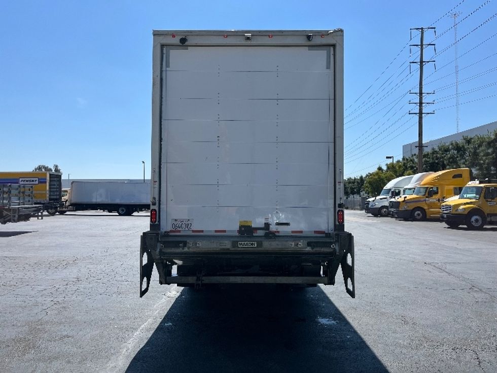 Medium Duty Box Truck-Light and Medium Duty Trucks-International-2020-MV607-Torrance-CA-196,181\n\t\tmiles-$ 42,750 - Image 7