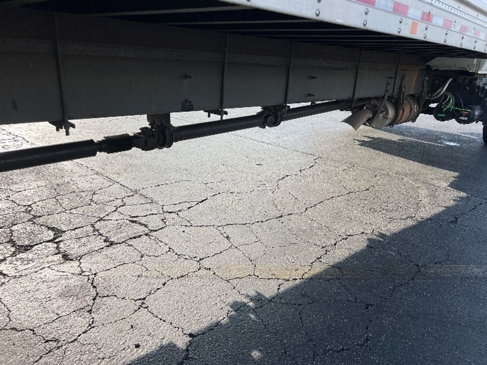 Medium Duty Box Truck-Light and Medium Duty Trucks-International-2020-MV607-Torrance-CA-199,515\n\t\tmiles-$ 42,250 - Image 14