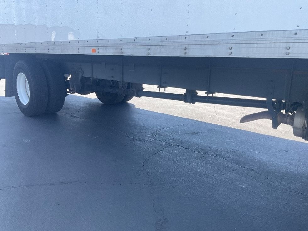 Medium Duty Box Truck-Light and Medium Duty Trucks-International-2020-MV607-Torrance-CA-218,182\n\t\tmiles-$ 47,500 - Image 14