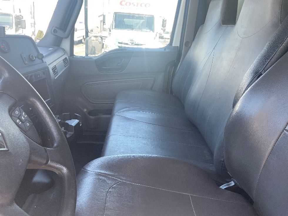 Medium Duty Box Truck-Light and Medium Duty Trucks-International-2020-MV607-Torrance-CA-218,182\n\t\tmiles-$ 47,500 - Image 19