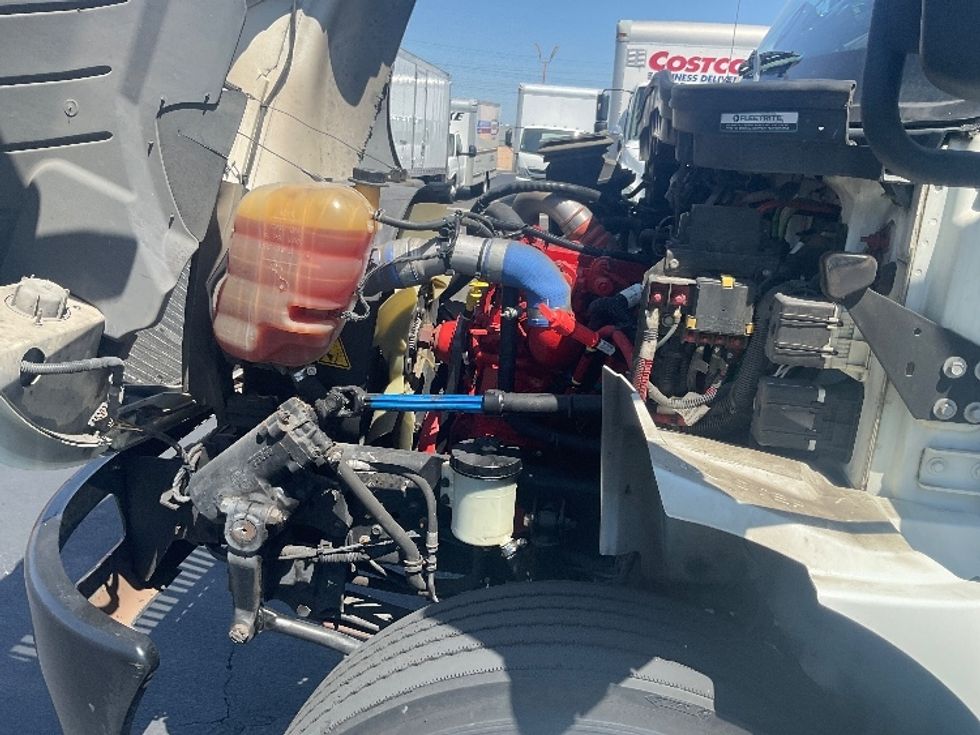 Medium Duty Box Truck-Light and Medium Duty Trucks-International-2020-MV607-Torrance-CA-218,182\n\t\tmiles-$ 47,500 - Image 24