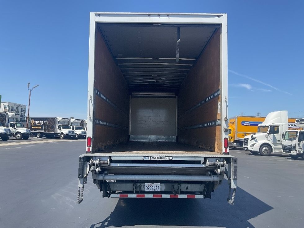 Medium Duty Box Truck-Light and Medium Duty Trucks-International-2020-MV607-Torrance-CA-218,182\n\t\tmiles-$ 47,500 - Image 8