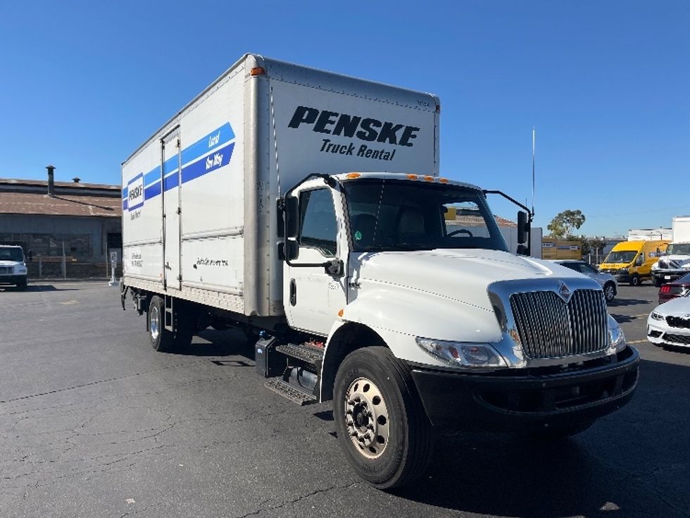 Medium Duty Box Truck-Light and Medium Duty Trucks-International-2020-MV607-Torrance-CA-223,178\n\t\tmiles-$ 50,000 - Image 1
