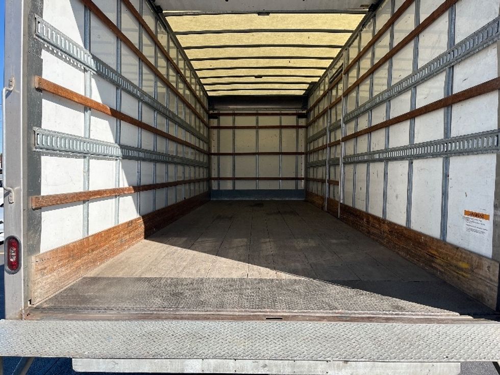 Medium Duty Box Truck-Light and Medium Duty Trucks-International-2020-MV607-Torrance-CA-223,178\n\t\tmiles-$ 50,000 - Image 10