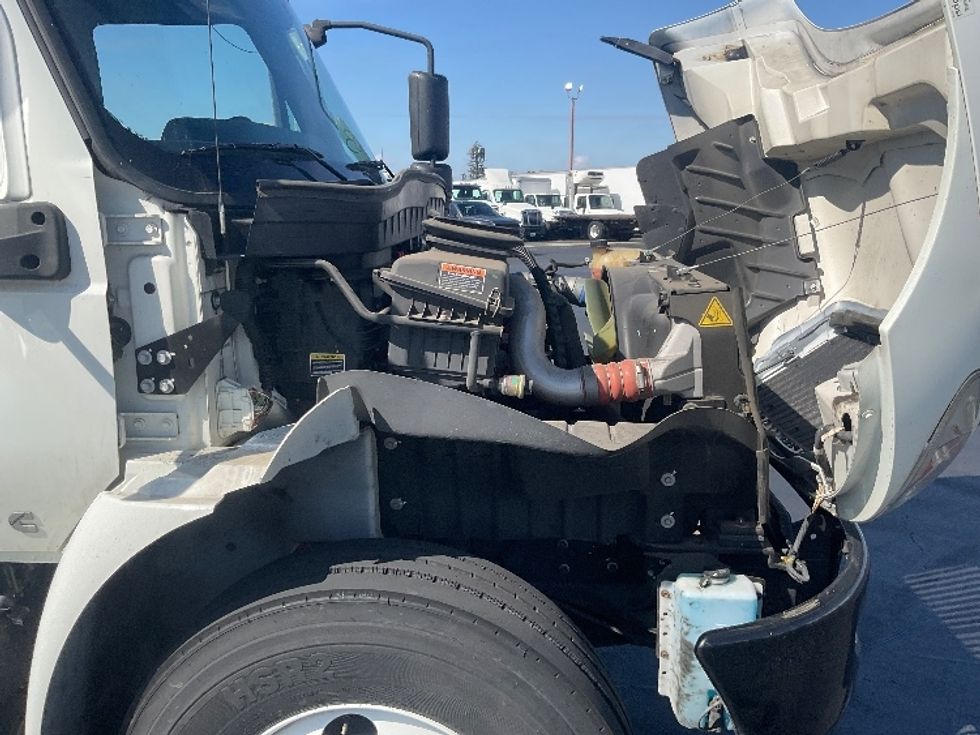 Medium Duty Box Truck-Light and Medium Duty Trucks-International-2020-MV607-Torrance-CA-27,309\n\t\tmiles-$ 58,000 - Image 23