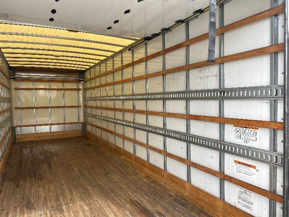 Medium Duty Box Truck-Light and Medium Duty Trucks-International-2020-MV607-Torrance-CA-41,079\n\t\tmiles-$ 66,250 - Image 12