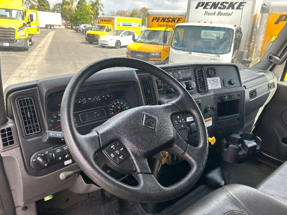 Medium Duty Box Truck-Light and Medium Duty Trucks-International-2020-MV607-Torrance-CA-41,079\n\t\tmiles-$ 66,250 - Image 17